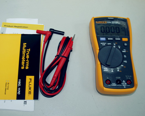 Fluke 117C 非接觸式數(shù)字萬用表